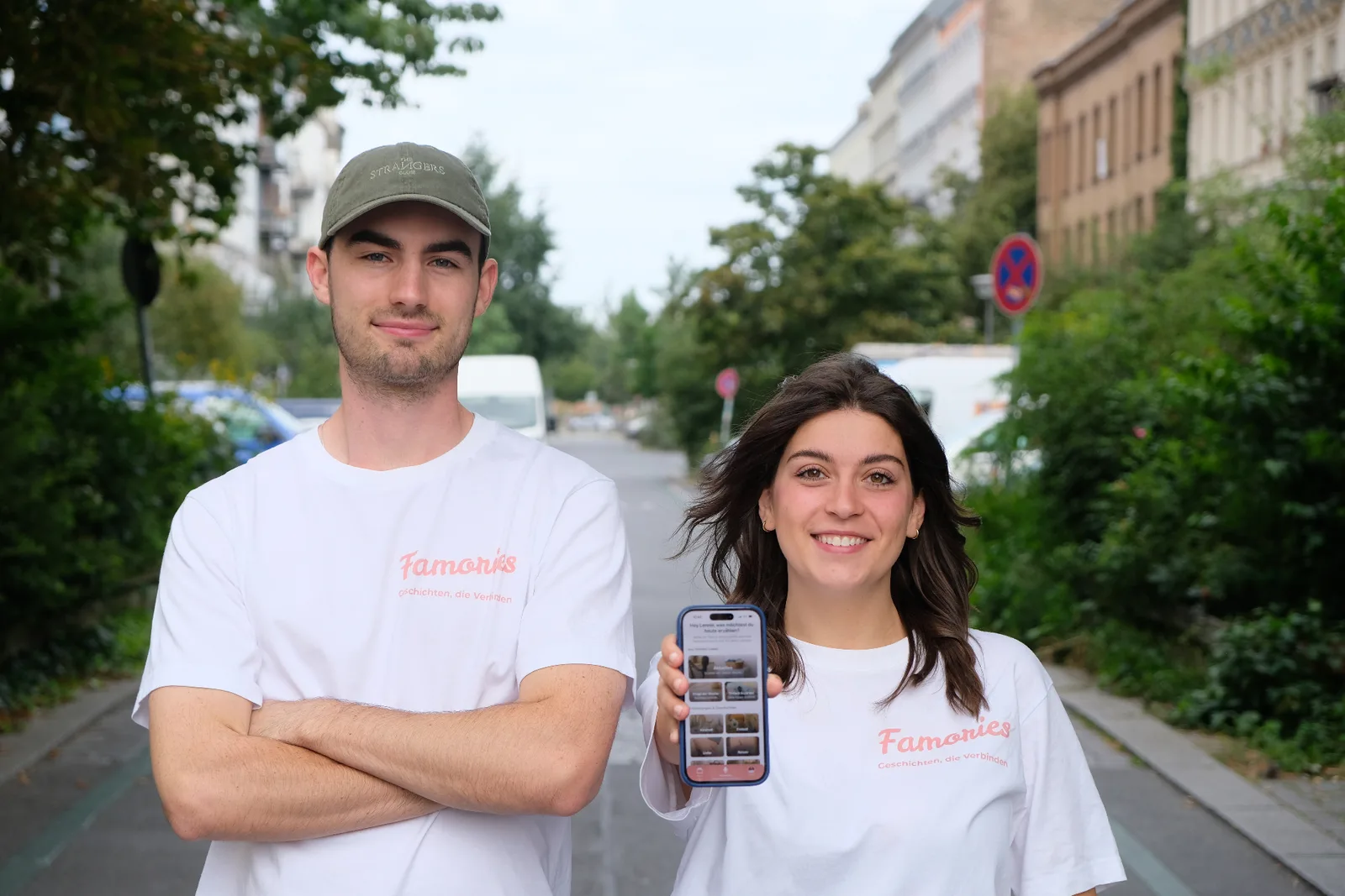 Lennie und Neele mit Famories App